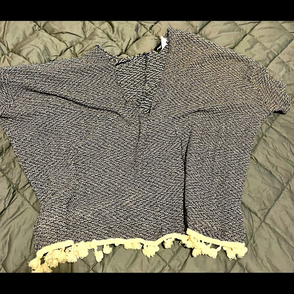 One Size Fits All Woven shirt with Tassels